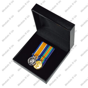 Alternative view of MOUNTED MEDAL SET WWI - GROUP 02 (2 MEDALS)