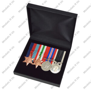 MOUNTED MEDAL SET WWII - GROUP 05 (4 MEDALS)