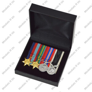 Alternative view of MOUNTED MEDAL SET WWII - GROUP 04 (4 MEDALS)